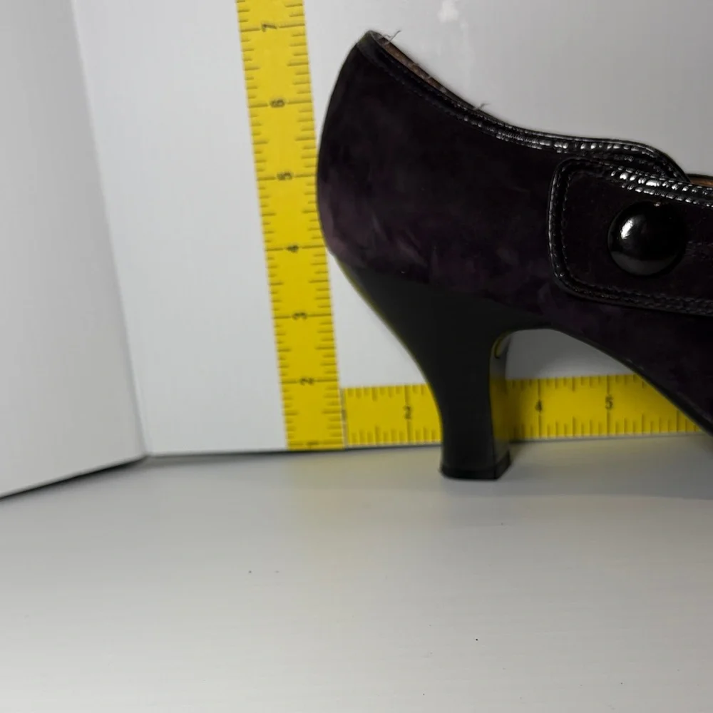 Sofft Women's heels. Size 12. Listed as black suede is a deep deep purpley black